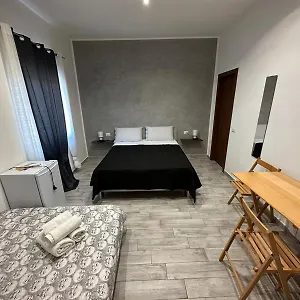 بيت ضيافة House, فيوميتشينو