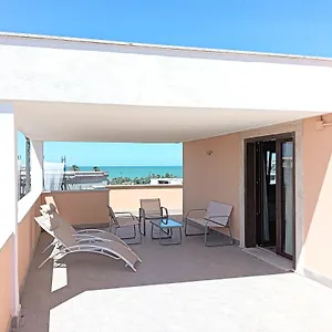 Riviera פיומיצ'ינו